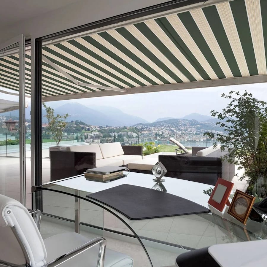 Retractable Awnings thumbnail 5